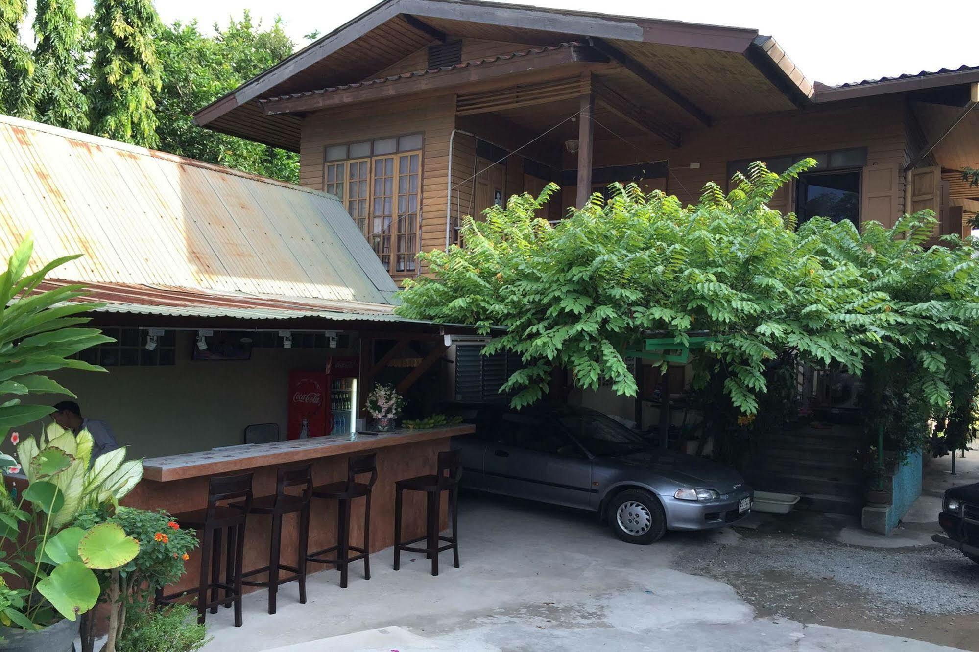 Siriwan Bed & Breakfast 2*