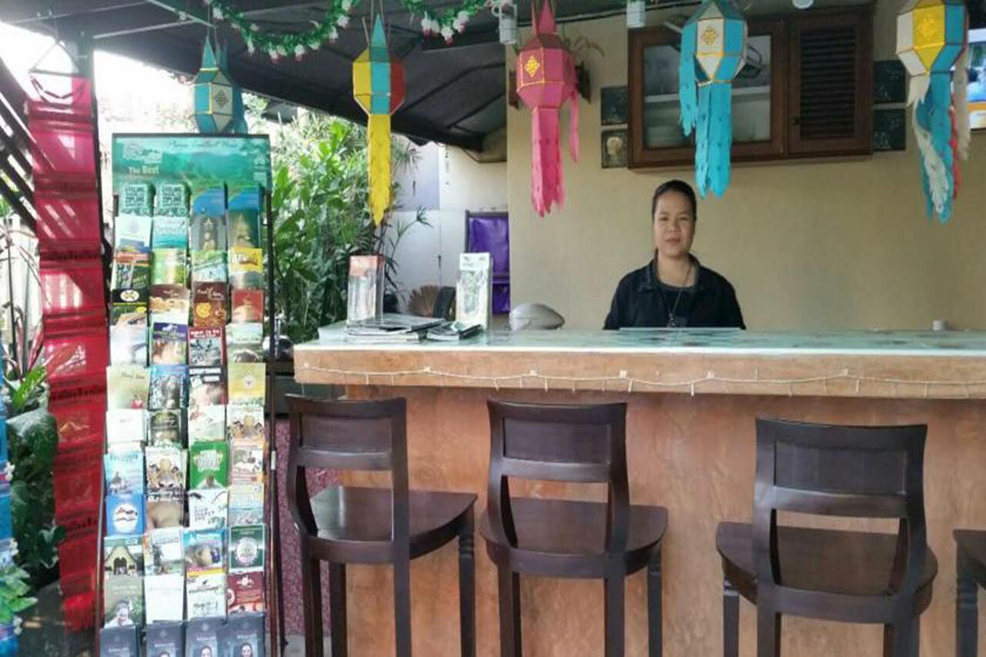 Bed & Breakfast Siriwan 2*